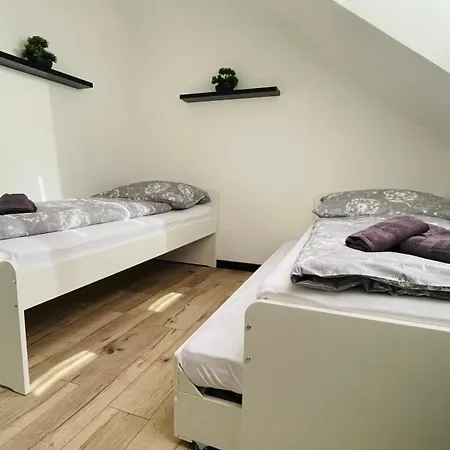Apartman Henry - - Slovakia