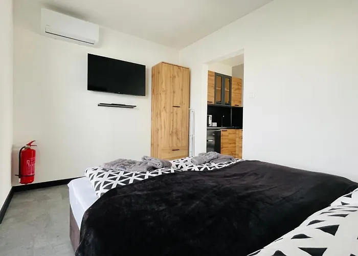 Henry - - Slovakia 아파트